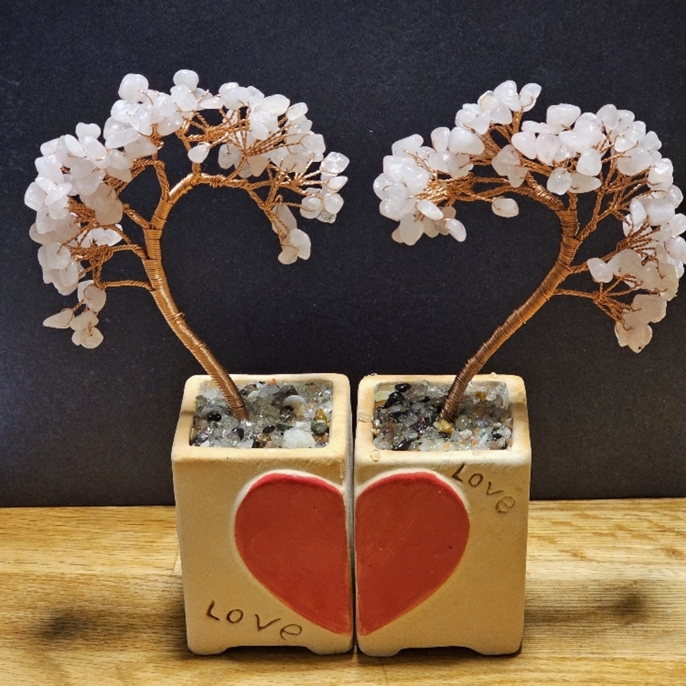 Love Tree Decor with Heart Planters